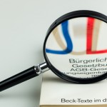 Aktuelles BGH-Urteil: Mieter muß beim Auszug bunte Wände weiß streichen.