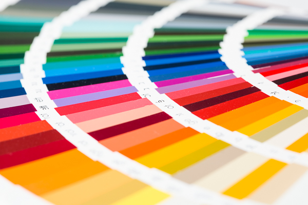 Mit paintersBOX, der Software für Farbgestaltung aus dem Hause C.A.T.S.-Soft, lassen sich im handumdrehen alternative Farbvorschläge erstellen.