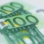 Ab 01. August 2014 ist der tarifliche Mindestlohn allgemeinverbindlich, das heißt er gilt auch für nicht tarifgebundene Maler- und Lackiererbetriebe.