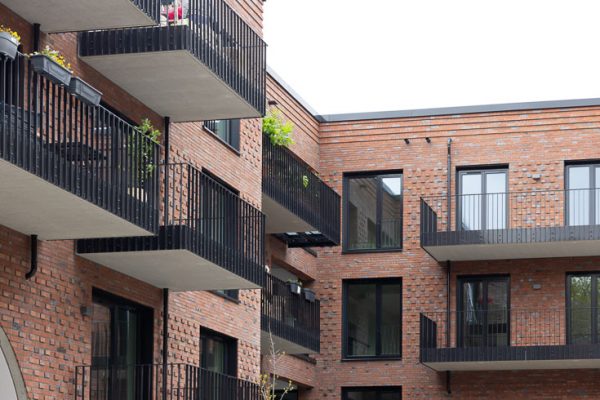 Pergolenviertel, Hamburg - mit winddichten und zugleich diffusionsoffenen Fenstern