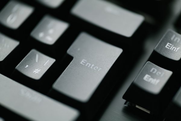 Aufgepasst: Schatten-KI in Unternehmen auf dem Vormarsch