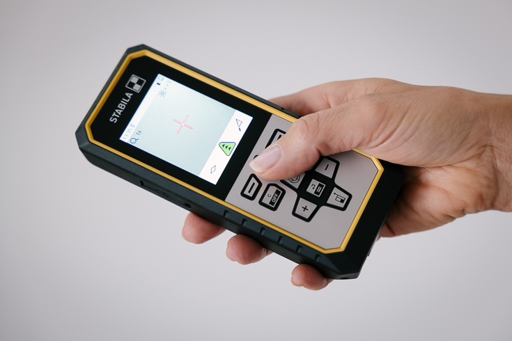 Der neue Stabila-Laser LD 530 BT im Praxistest mit der Aufmaß-App CATSmobil für Maler und Stuckateure