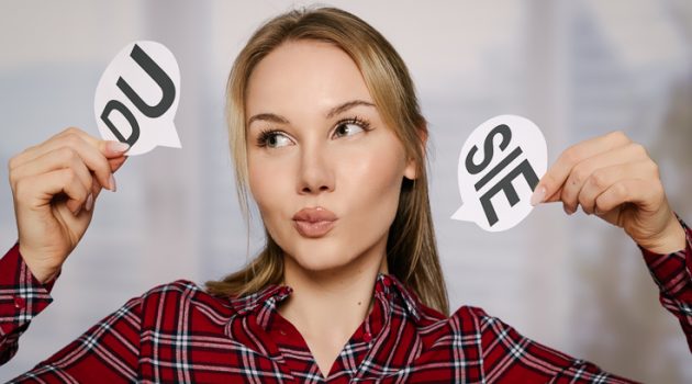 Kommunikation im Betrieb: Siezt du noch oder duzt du schon?